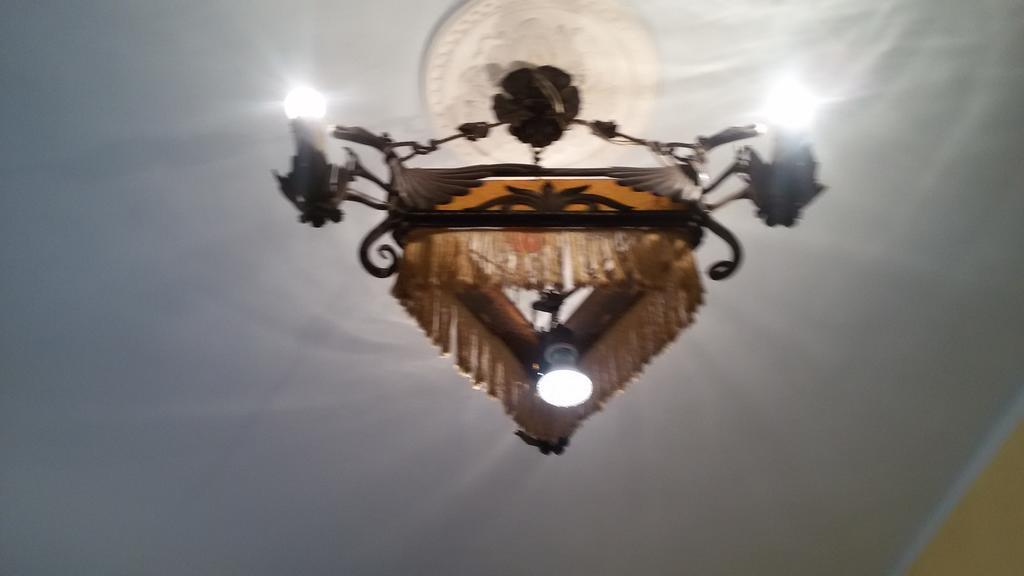 Villa Fiorita มอนฟัลโกเน ห้อง รูปภาพ