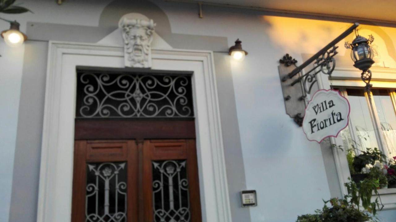 Villa Fiorita มอนฟัลโกเน ภายนอก รูปภาพ